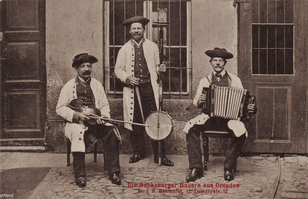 Kleine Zwingerstra&szlig;e 12 (-1874 An der Wei&szlig;eritz 22, 1876 Canalgasse 22, 1900 Kanal-Gasse 22)  Dresden